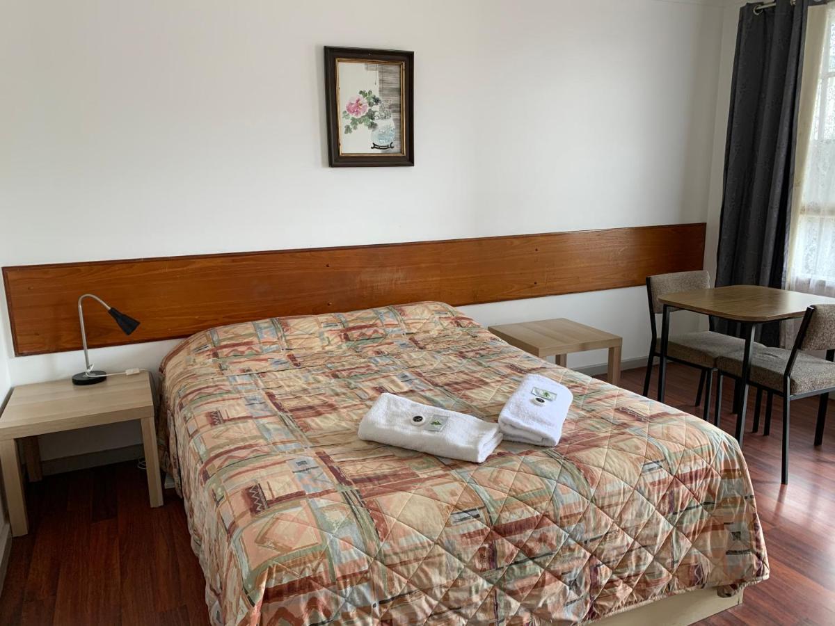 Beaconsfield Lodge Motel エクステリア 写真