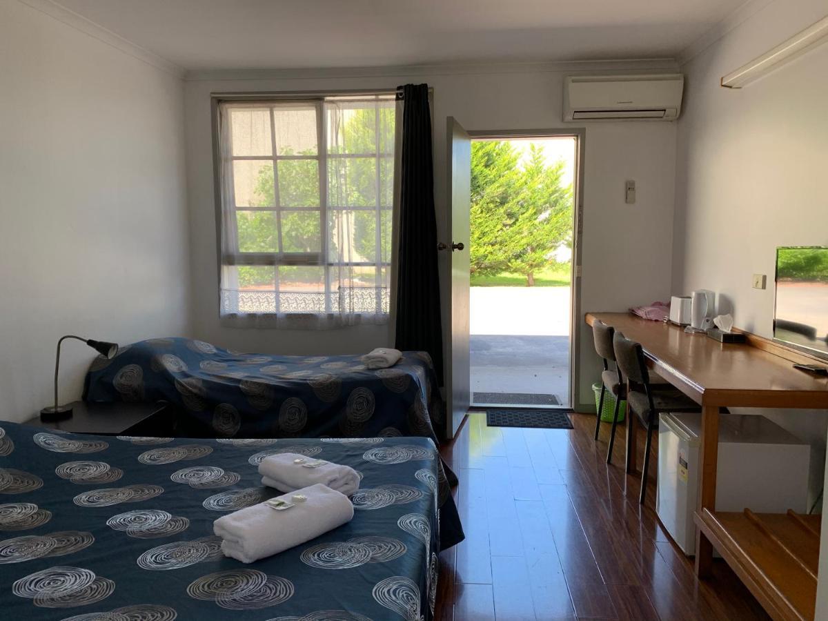 Beaconsfield Lodge Motel エクステリア 写真