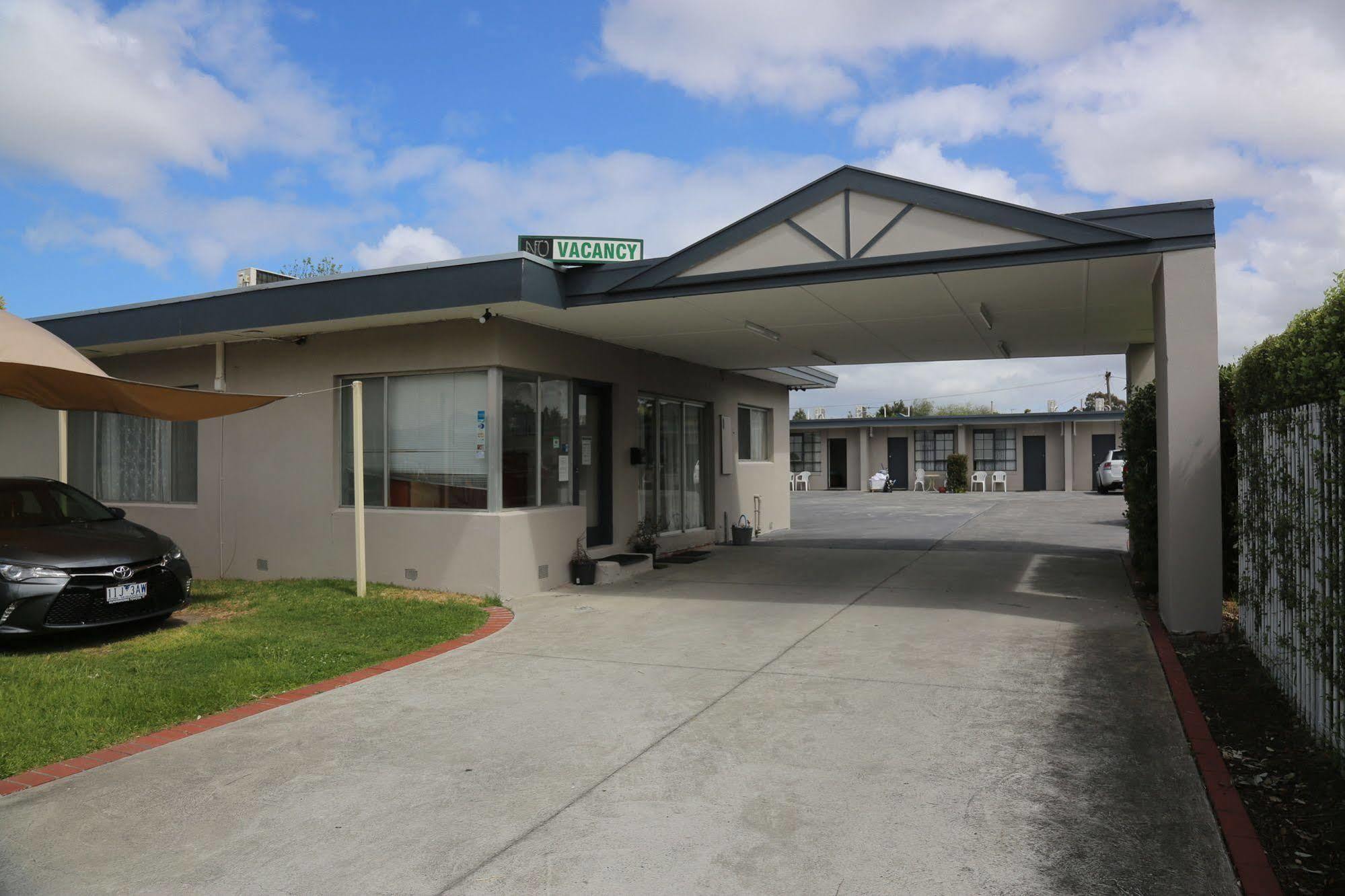 Beaconsfield Lodge Motel エクステリア 写真